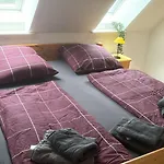 Toms Great House Of Hygge Suderstapel