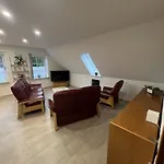 Toms Great House Of Hygge 度假居 Suderstapel